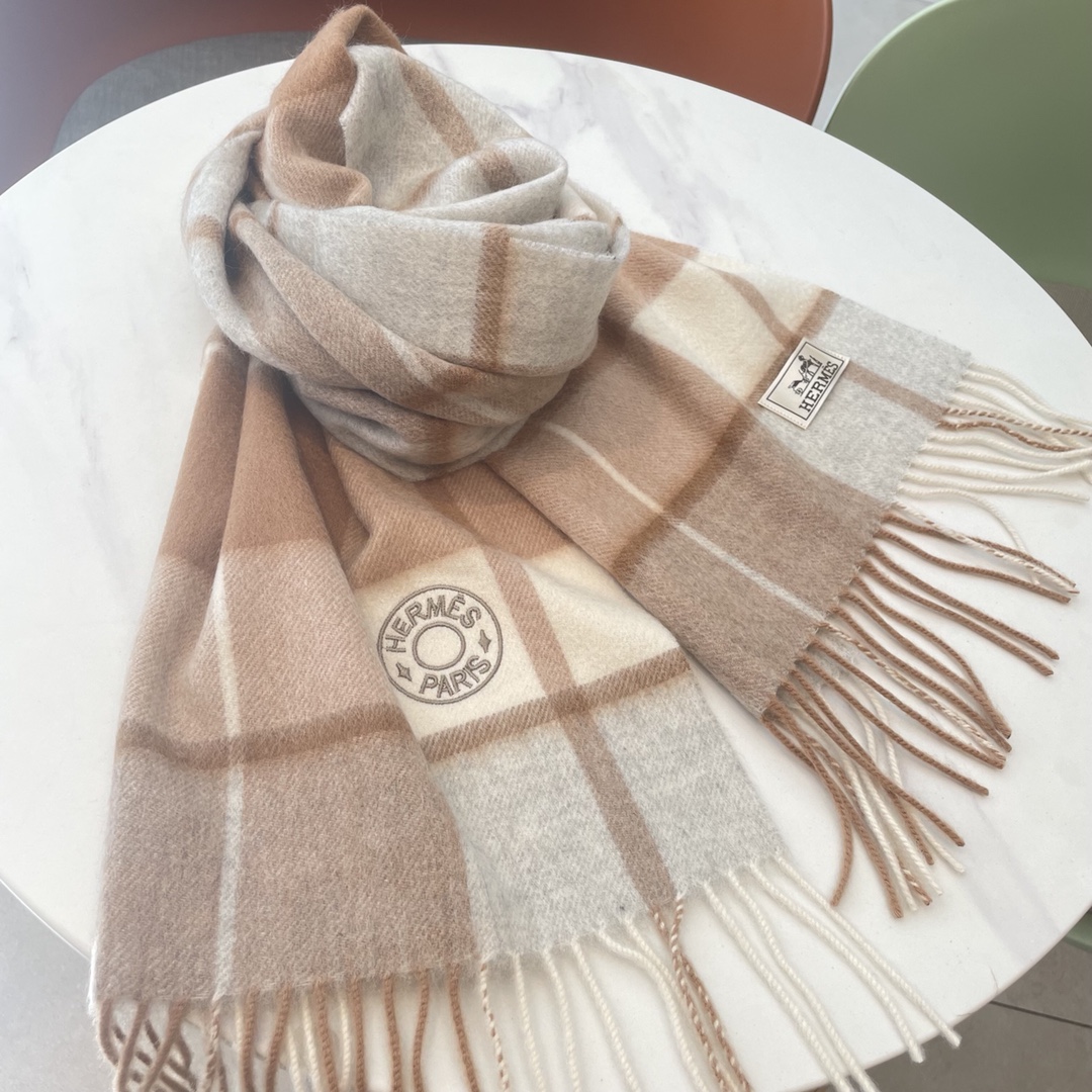 【HERMES エルメス 】スカーフ30*180CM-BRAND OFF