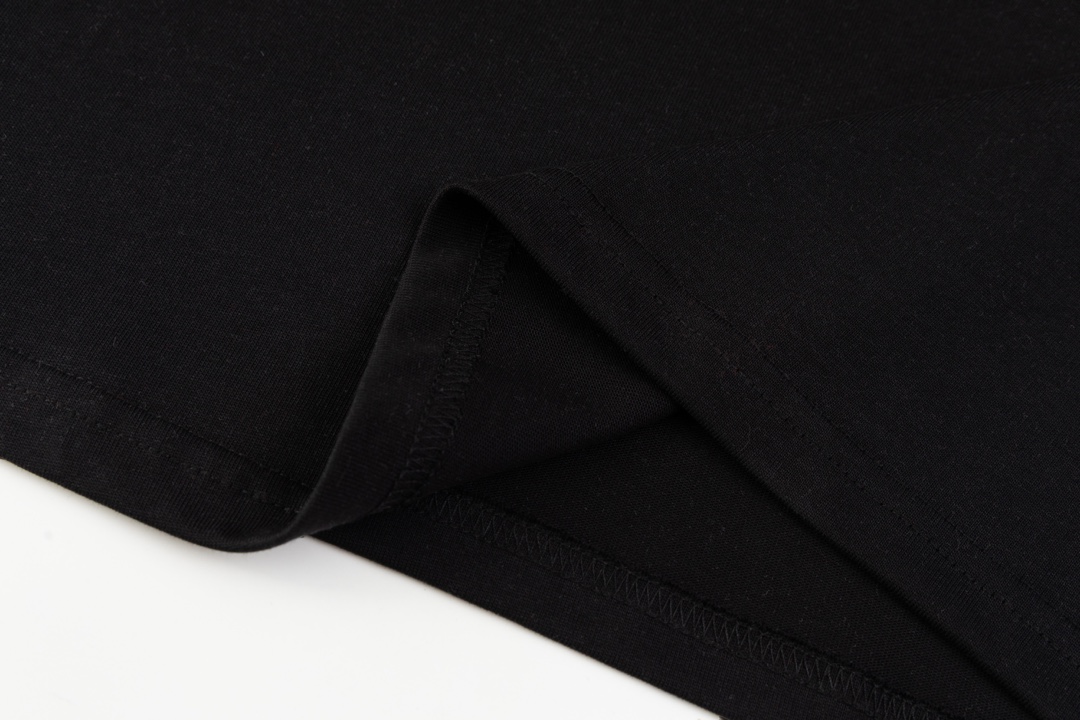 【2026】【CELINE 公式旗艦店】セリーヌ   Tシャツ ご好評に付き再入荷！-BRAND OFF