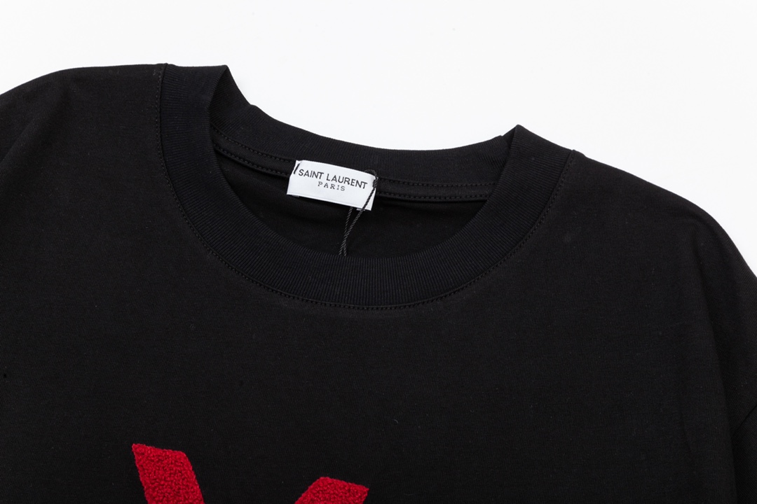 【YSL SAINT LAURENT 公式旗艦店】サンローラン Tシャツ ご好評に付き再入荷！-BRAND OFF