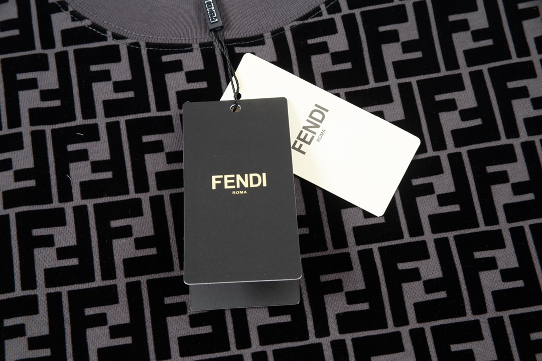 【2026】【FENDI  公式旗艦店】フェンディTシャツ ご好評に付き再入荷！-BRAND OFF