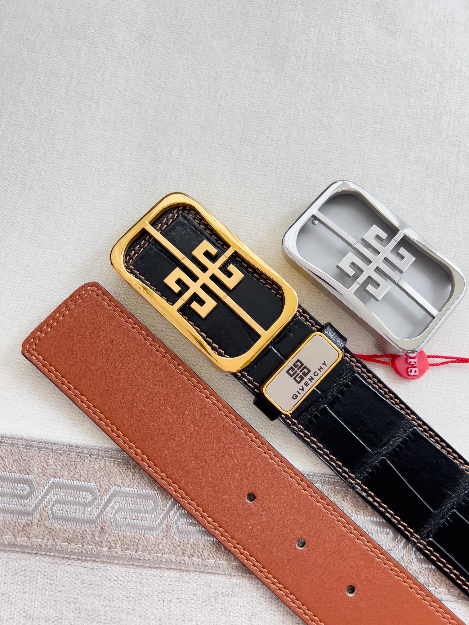 【GIVENCHY】(ジバンシー) 3.8cmベルト メンズ 240903-BRAND OFF