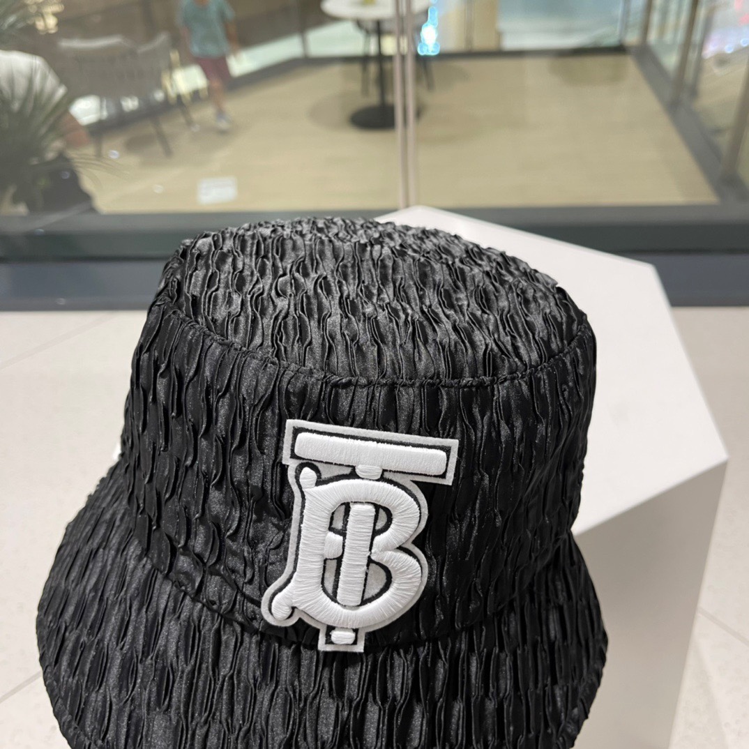 BURBERRY(バーバリー)フィッシャーマンズハット  241011-BRAND OFF