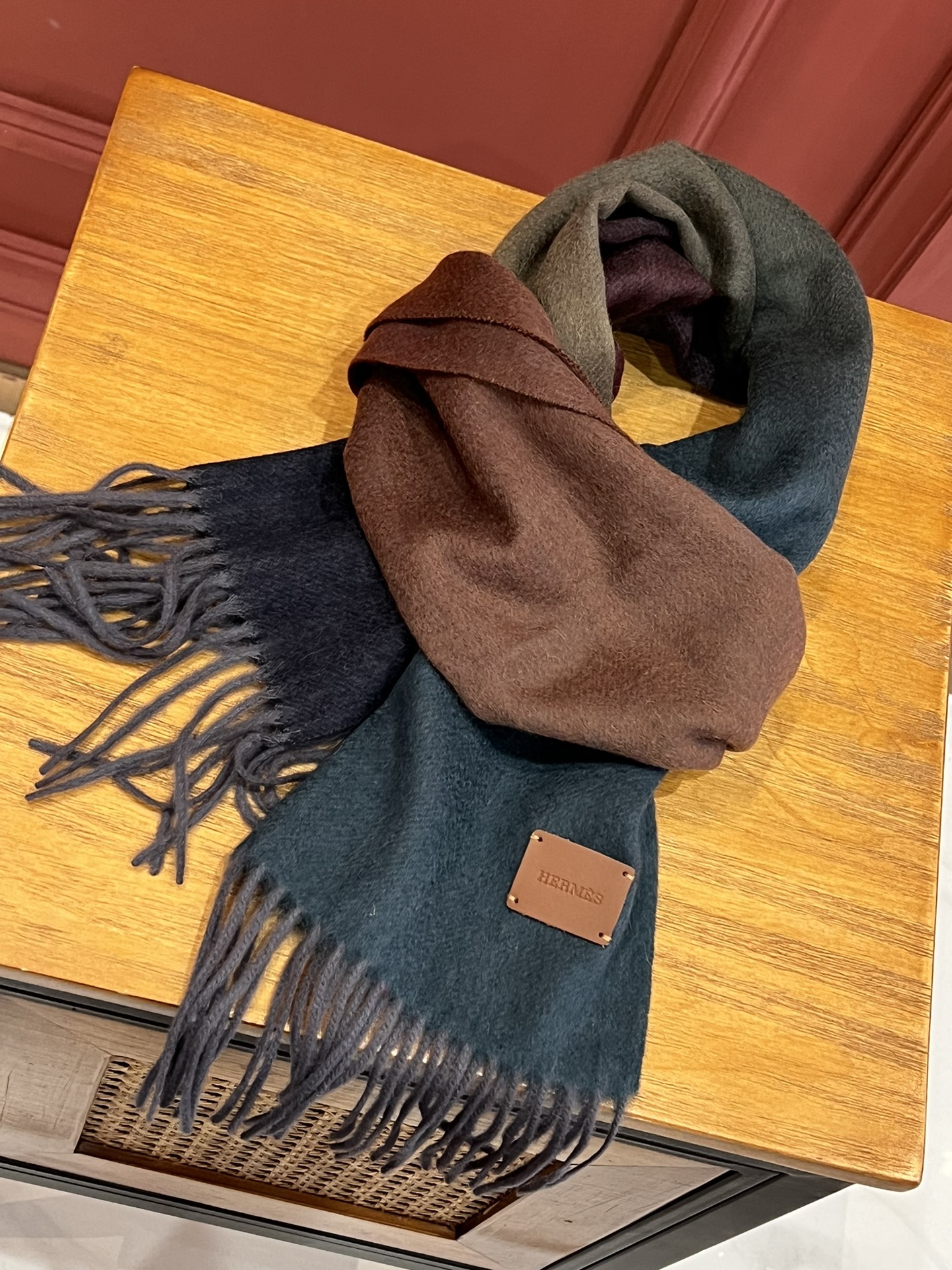 【HERMES エルメス 】スカーフ   32*190CM  241109-BRAND OFF