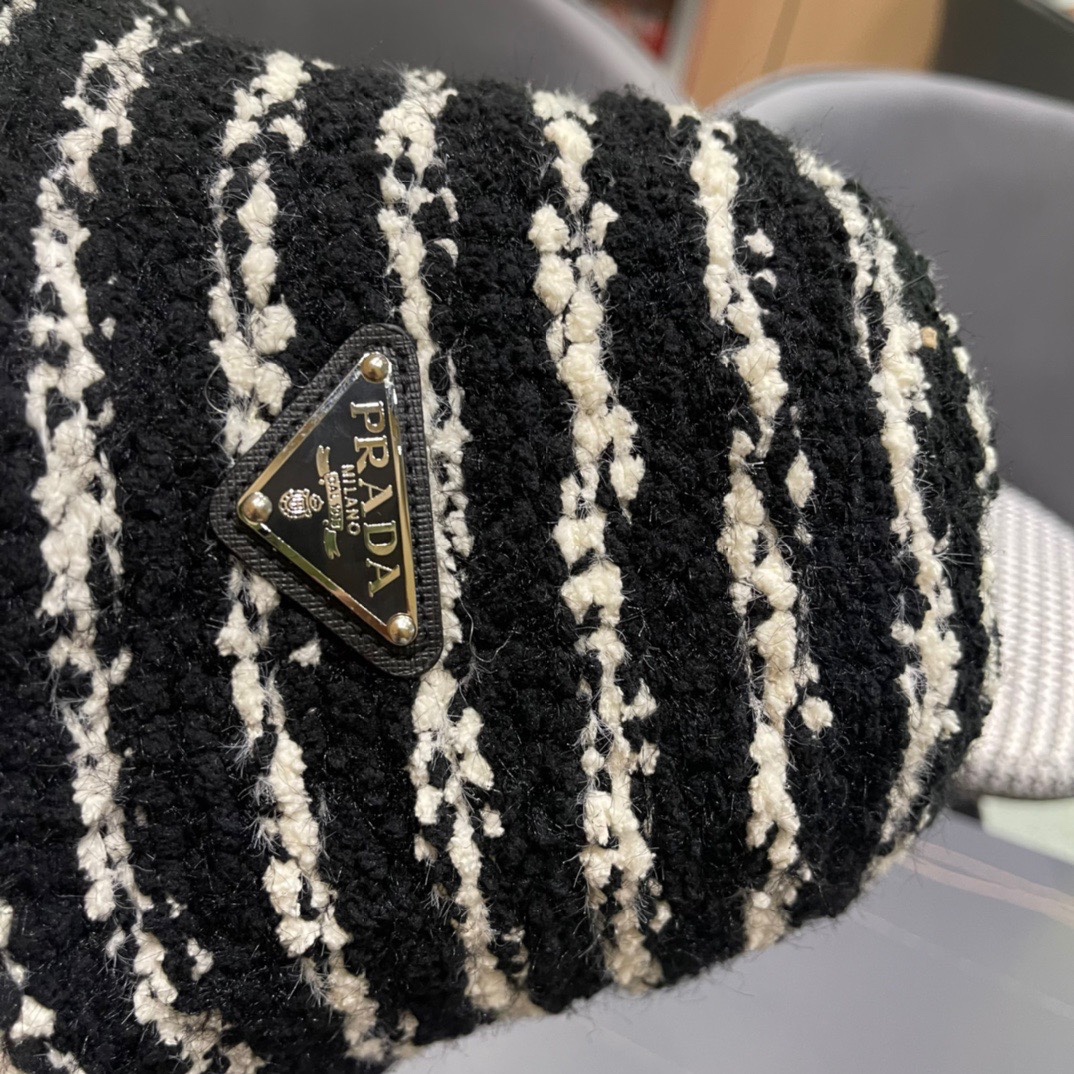 PRADA (プラダ)フィッシャーマンズハット  241125-BRAND OFF