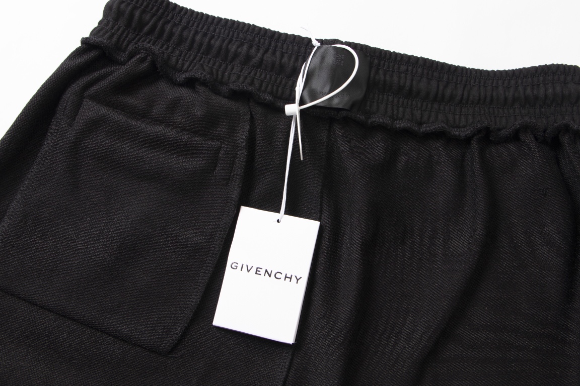 【GIVENCHY 公式旗艦店】ジバンシー   ショートパンツご好評に付き再入荷！-BRAND OFF