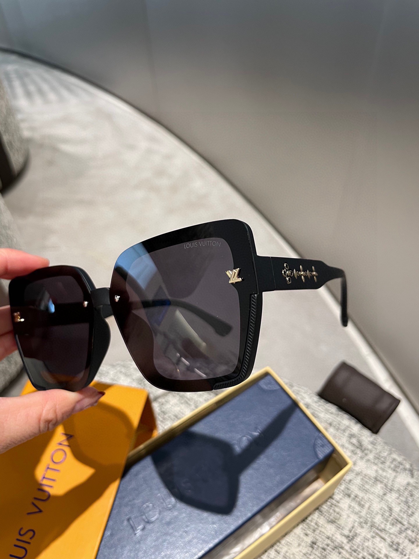 【2026】LOUIS VUITTON( ルイヴィトン) サングラス-BRAND OFF