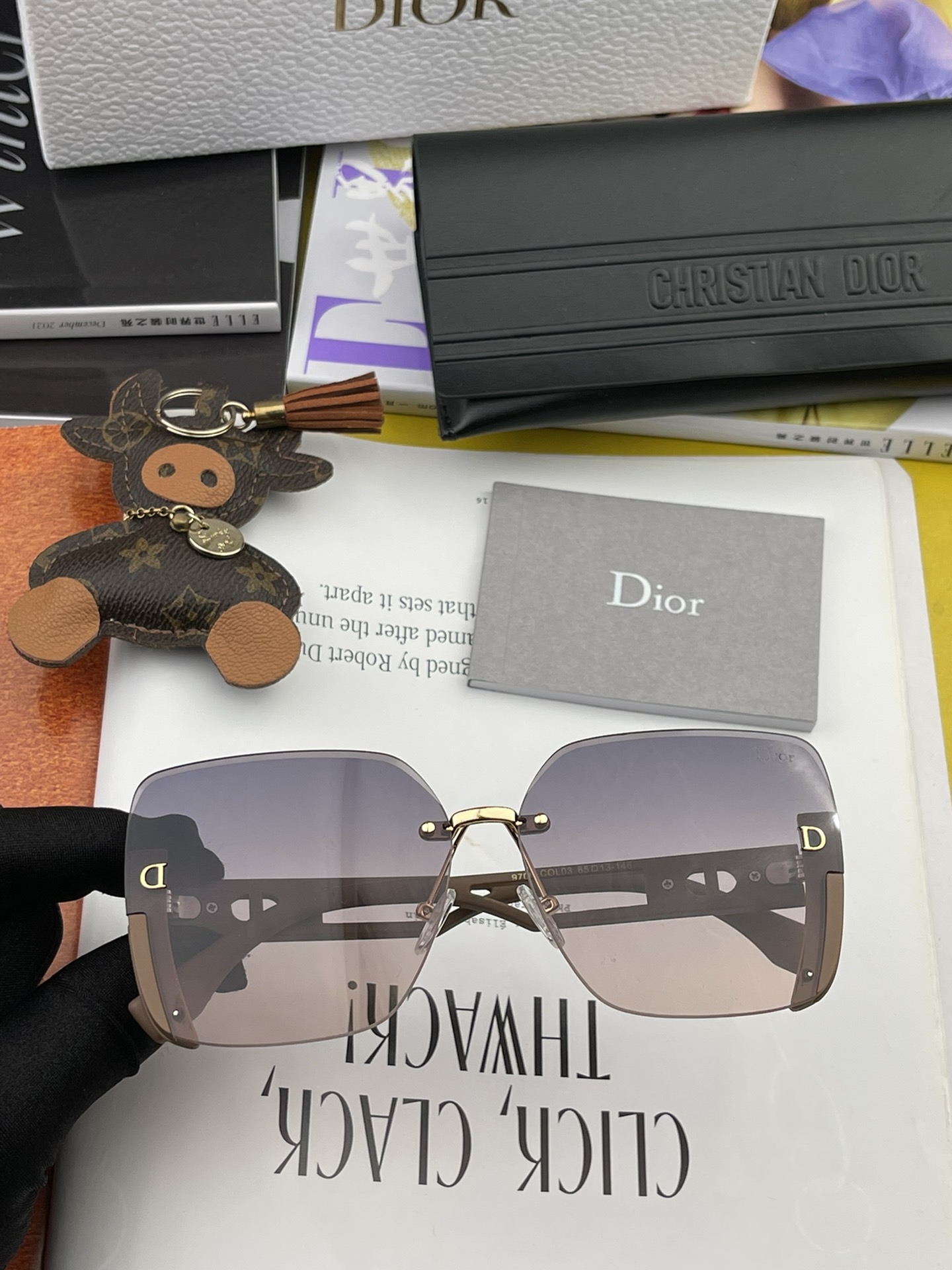 DIOR(  ディオール ) サングラス-BRAND OFF