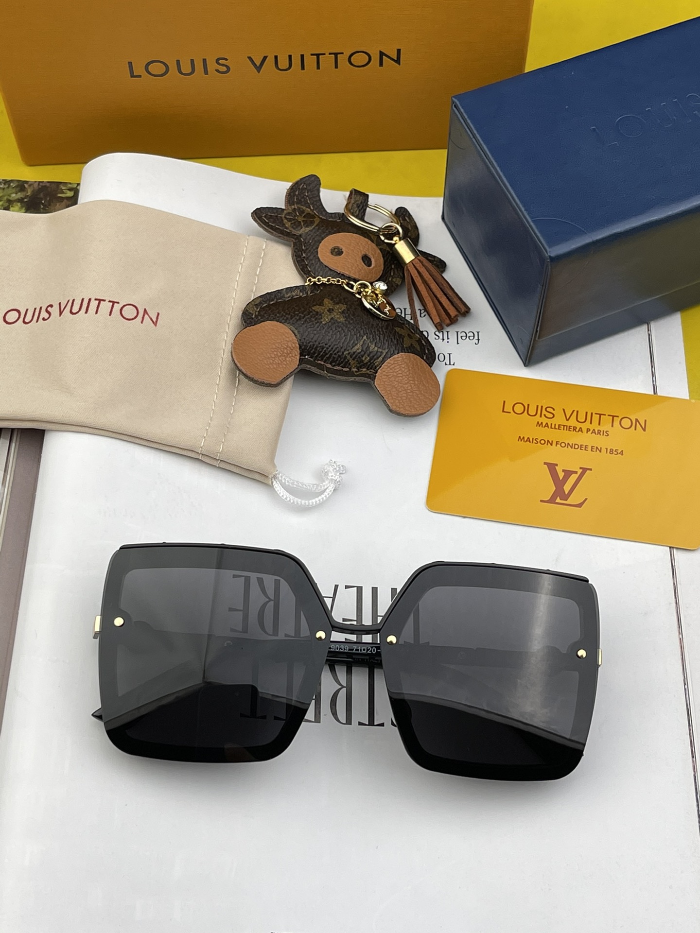 LOUIS VUITTON(ルイヴィトン ) サングラス-BRAND OFF