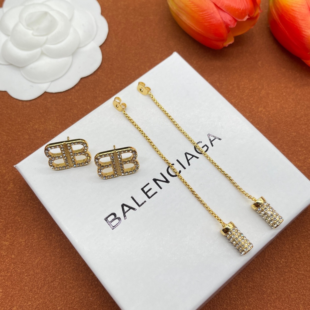 【BALENCIAGA】バレンシアガ    ファッションスタイルのイヤリング-BRAND OFF