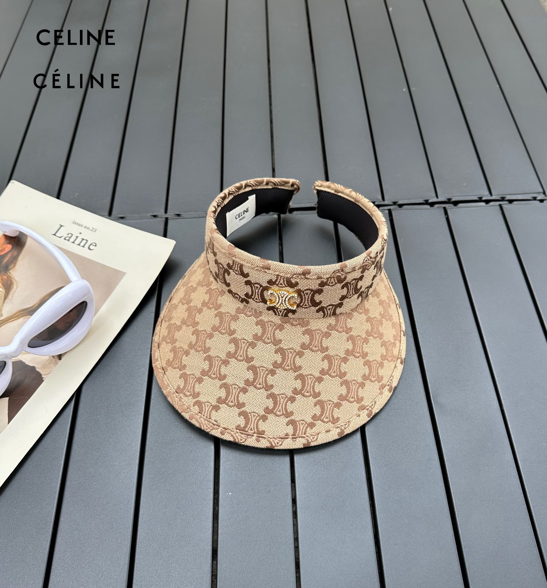 【CELINE  セリーヌ】【数量限定】空のシルクハット-BRAND OFF