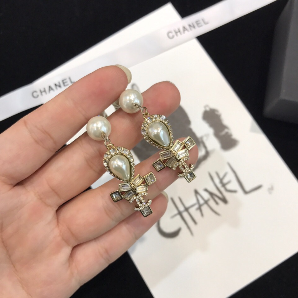 【CHANEL 】 シャネル   ファッションスタイルのイヤリング-BRAND OFF