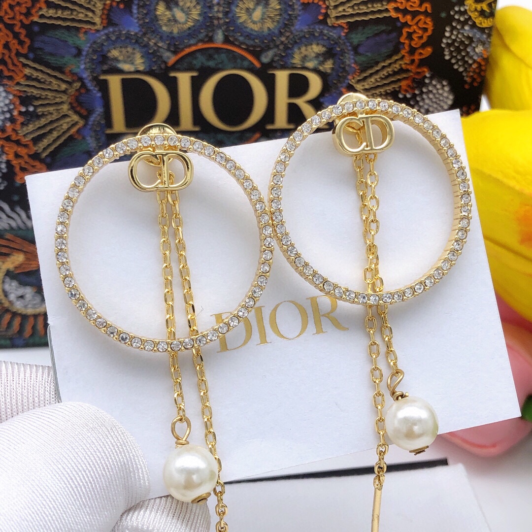 【DIOR】ディオール  ファッションスタイルのイヤリング-BRAND OFF