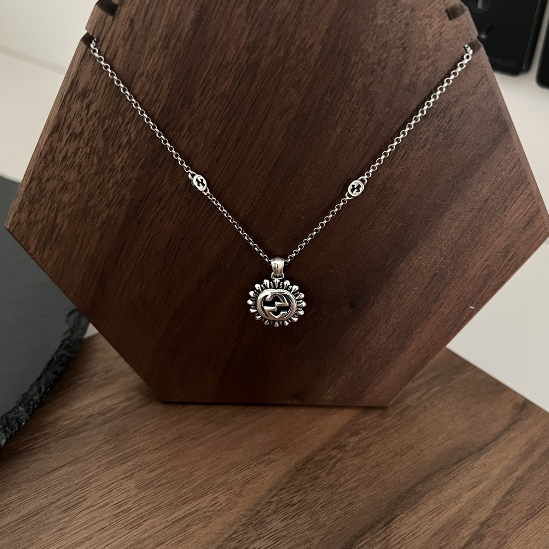 【GUCCI 】ネックレス、新しいネックレス万能シンプルファッションオーナメント-BRAND OFF