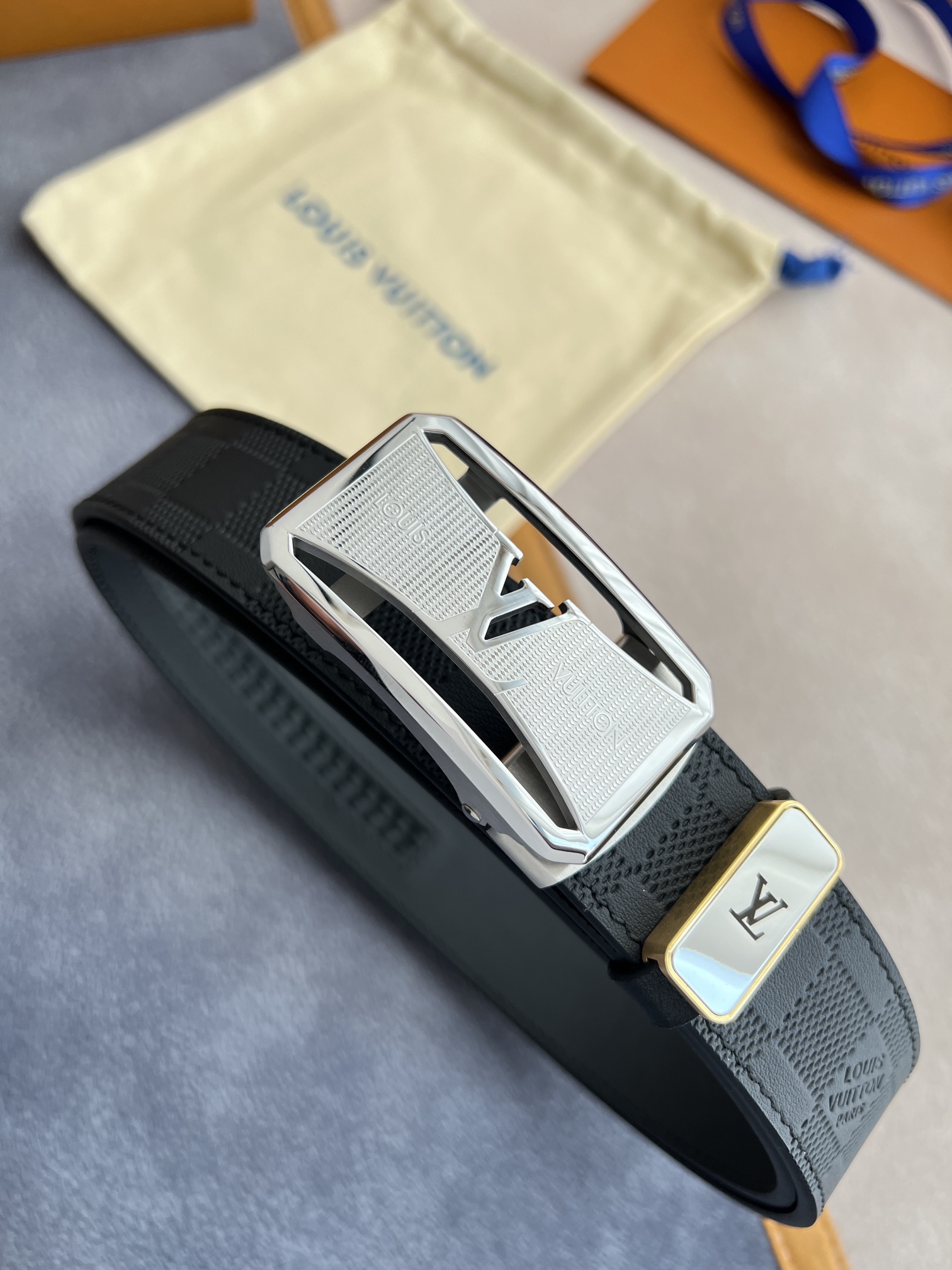 【 LOUIS VUITTON】(ルイヴィトン) 3.5cmベルト メンズ-BRAND OFF