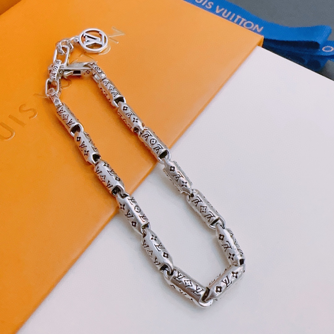 LOUIS VUITTON（ルイヴィトン） ブレスレット-BRAND OFF