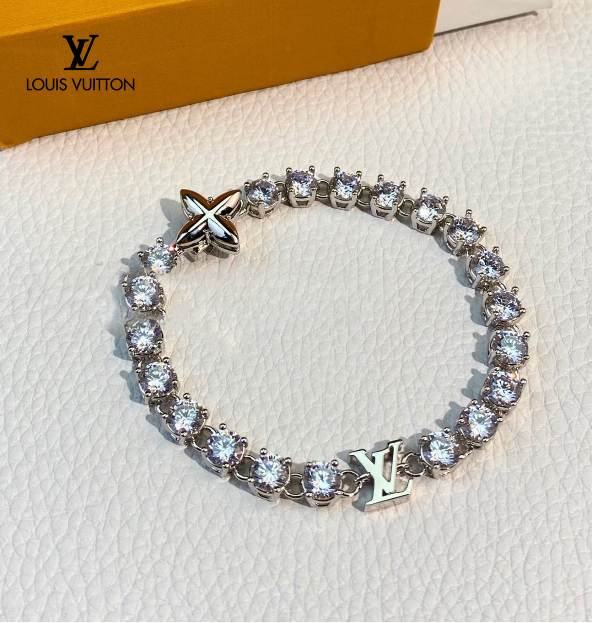 【2026】LV LOUIS VUITTON（ルイヴィトン） ブレスレット-BRAND OFF