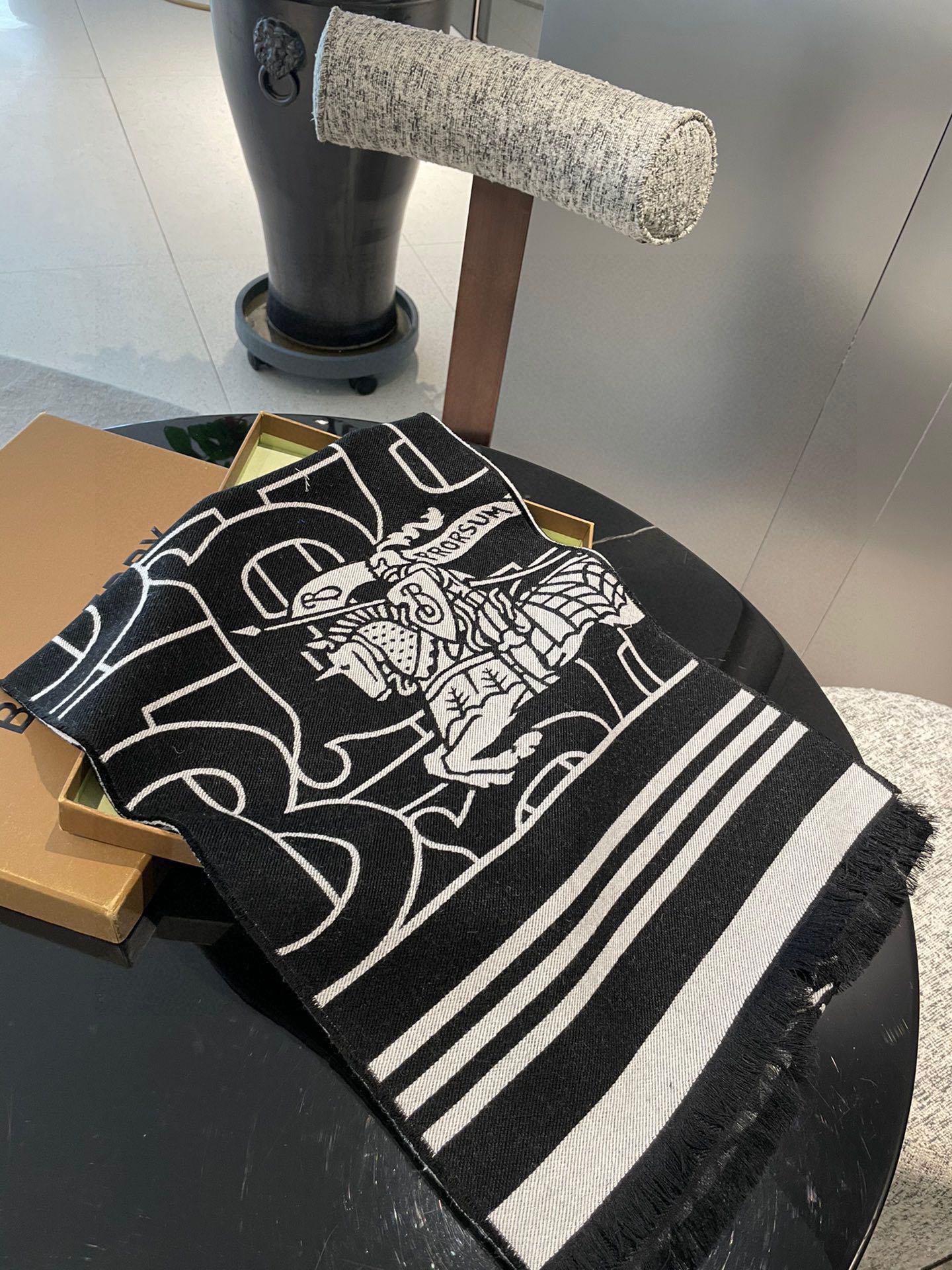 【2026】【BURBERRY  バーバリー】スカーフ33*188CM-BRAND OFF