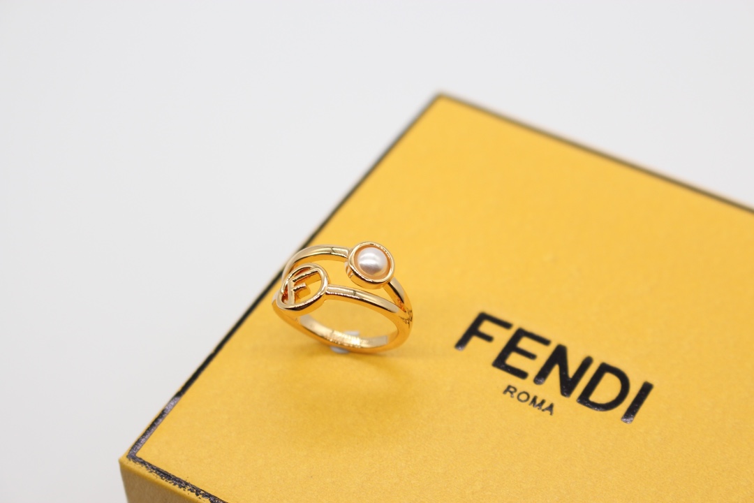 【FENDI】フェンディ 指輪-BRAND OFF