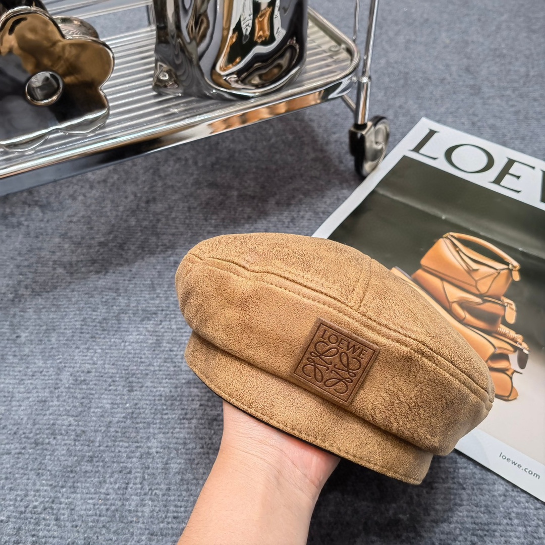 LOEWE( ロエベ )ベレー帽-BRAND OFF