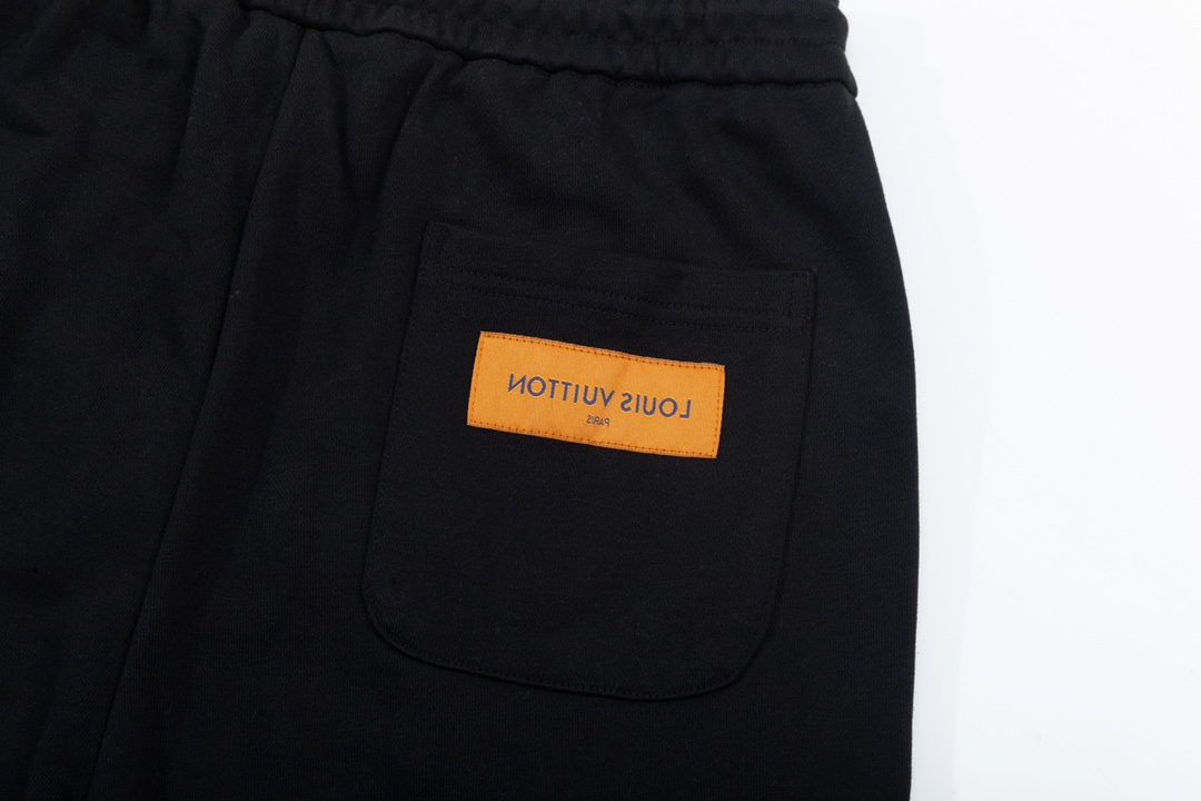 【CHROME HEARTS  公式旗艦店】クロムハーツ  ショートパンツ  ご好評に付き再入荷！-BRAND OFF