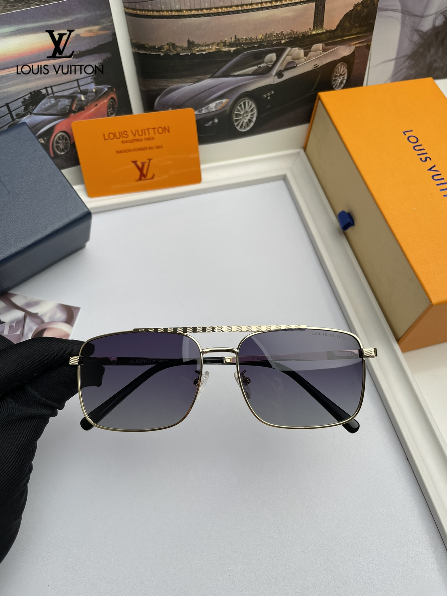 LOUIS VUITTON (  ルイヴィトン ) サングラス-BRAND OFF