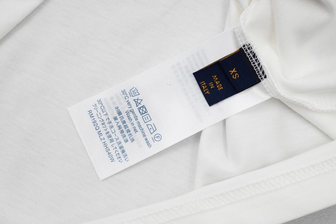 【2026】LV 【LOUIS VUITTON 公式旗艦店】ルイヴィトン   Tシャツ ご好評に付き再入荷！-BRAND OFF