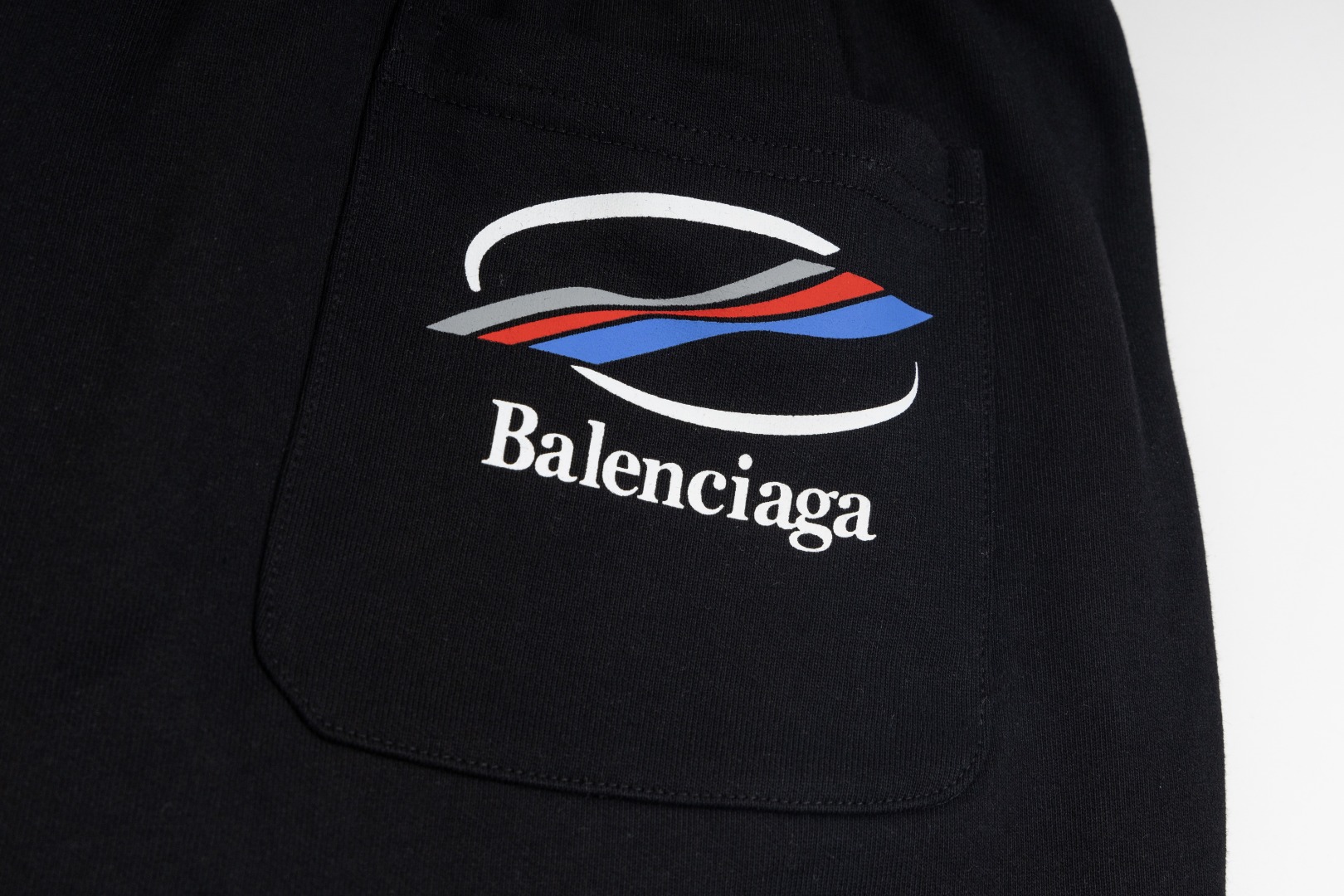 【BALENCIAGA  公式旗艦店】バレンシアガ   ショートパンツ  ご好評に付き再入荷！-BRAND OFF