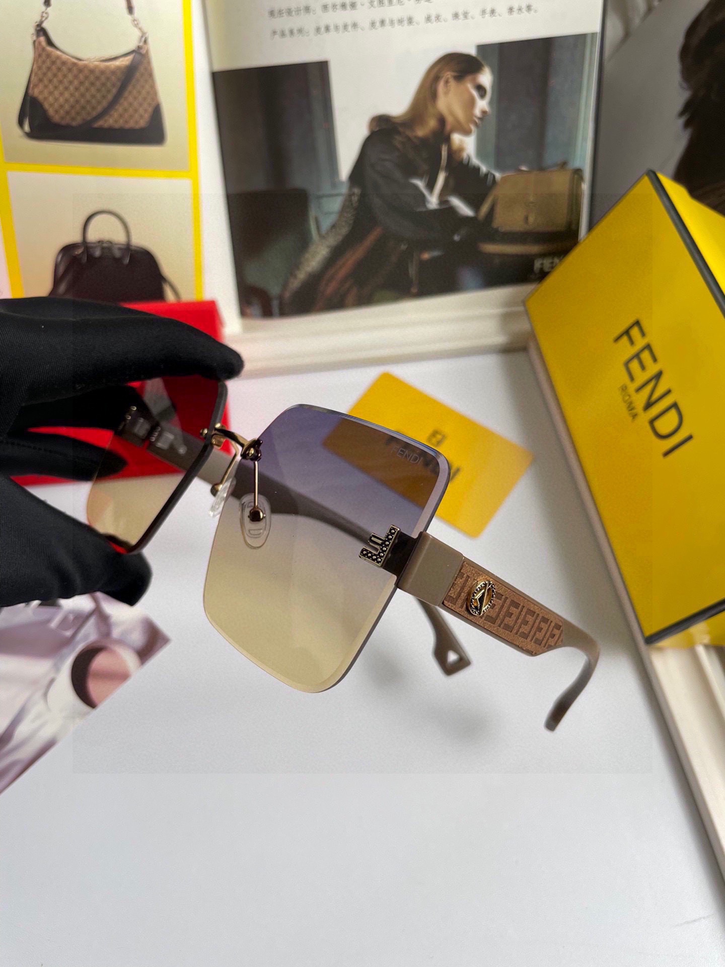 FENDI(フェンディ) サングラス-BRAND OFF