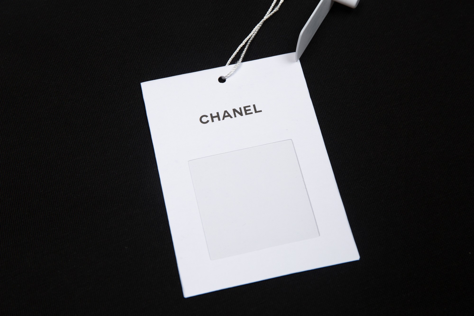 【2026】【CHANEL 公式旗艦店】シャネル  Tシャツ ご好評に付き再入荷！24613-BRAND OFF