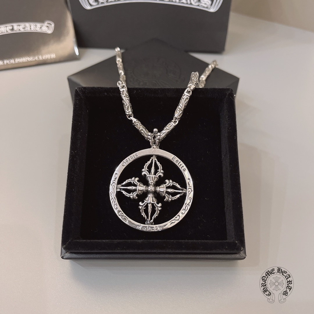 【CHROME HEARTS】クロムハーツ、新しいネックレス万能シンプルファッションオーナメント 2471-BRAND OFF