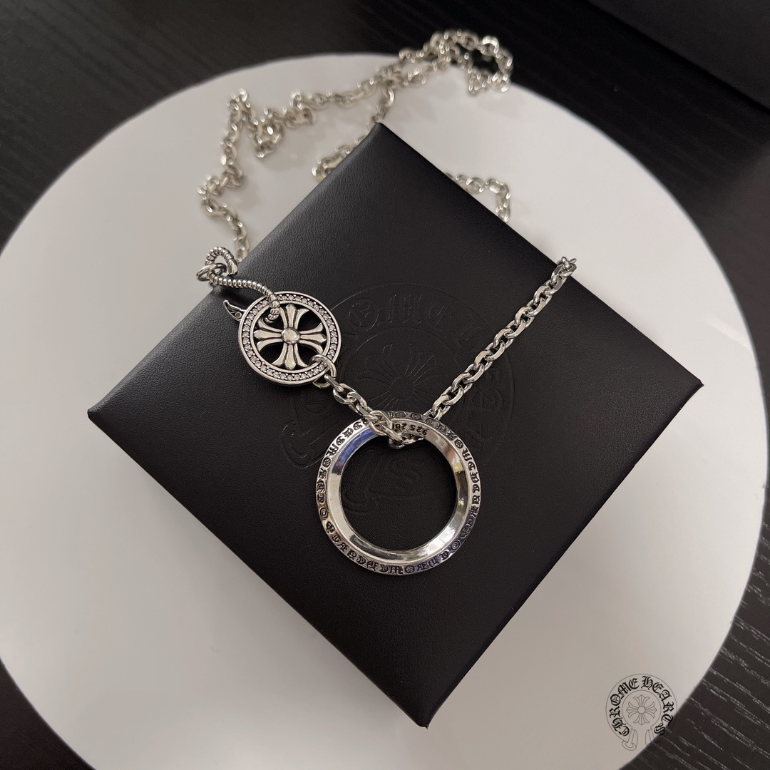 【CHROME HEARTS】クロムハーツ、新しいネックレス万能シンプルファッションオーナメント 2471-BRAND OFF