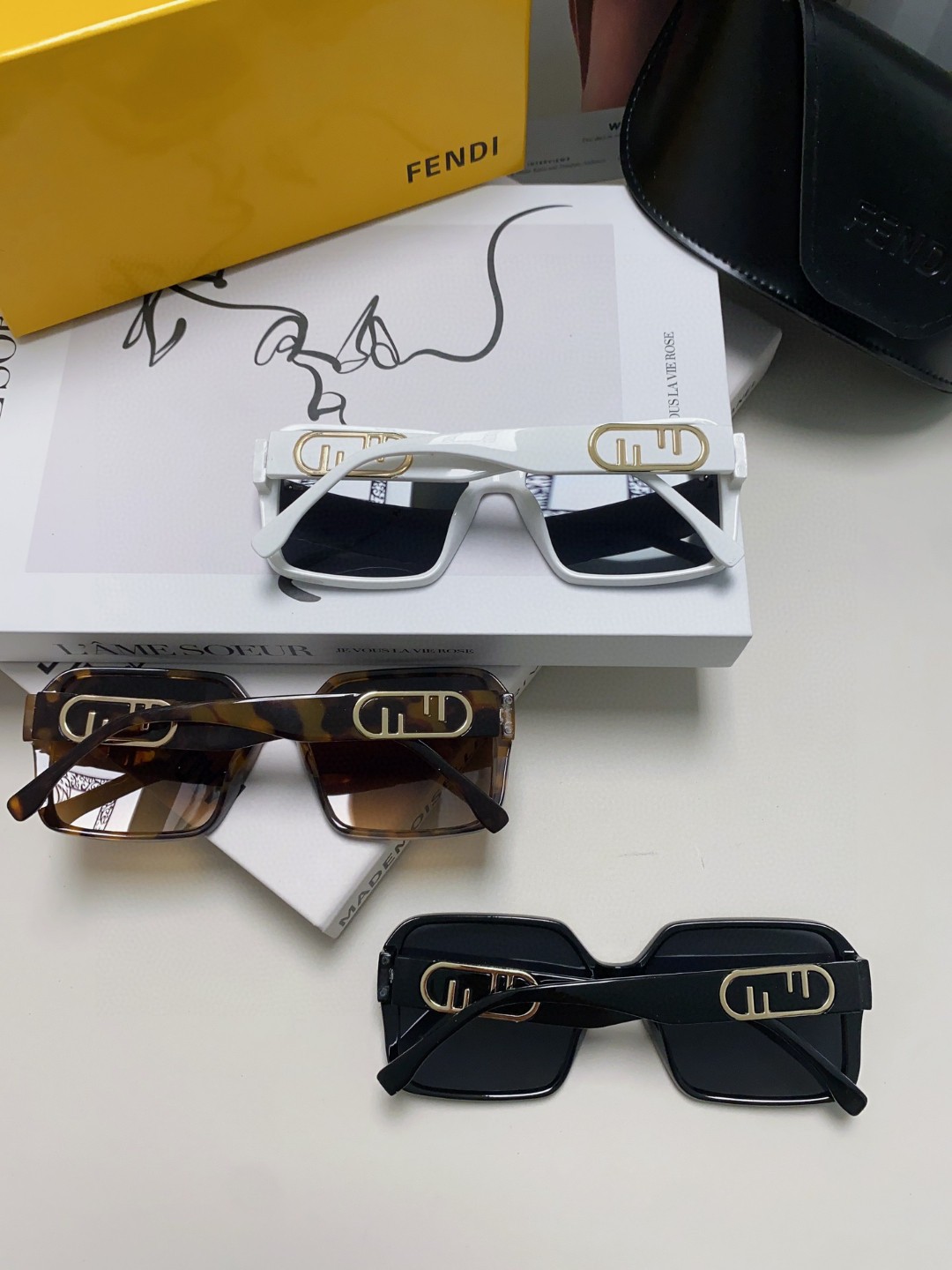 FENDI(フェンディ ) サングラス 24706-BRAND OFF