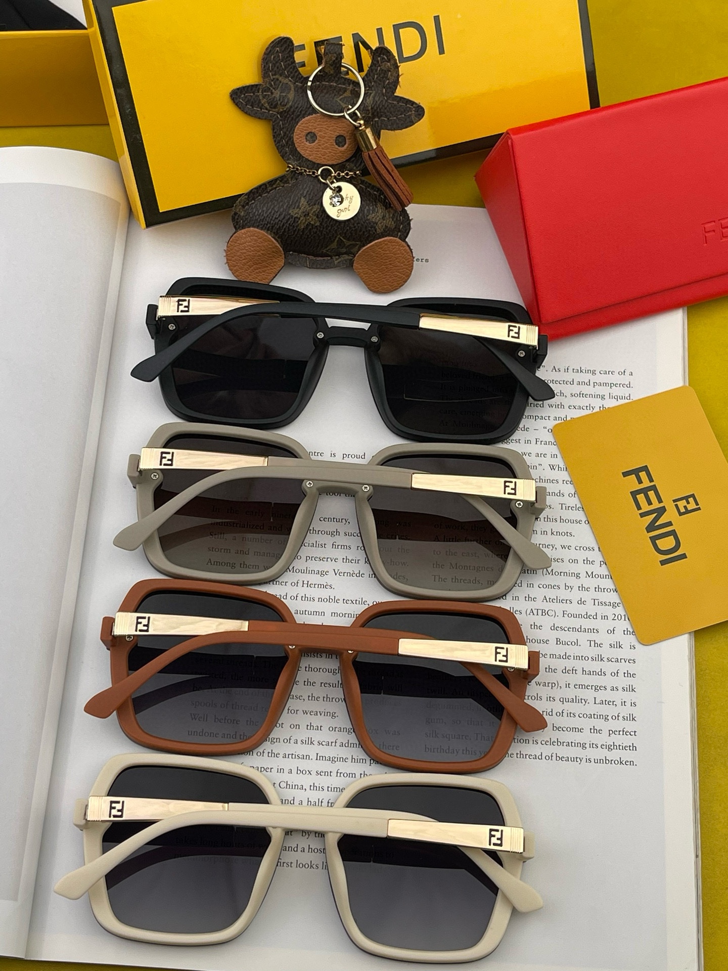 FENDI(フェンディ ) サングラス 24706-BRAND OFF
