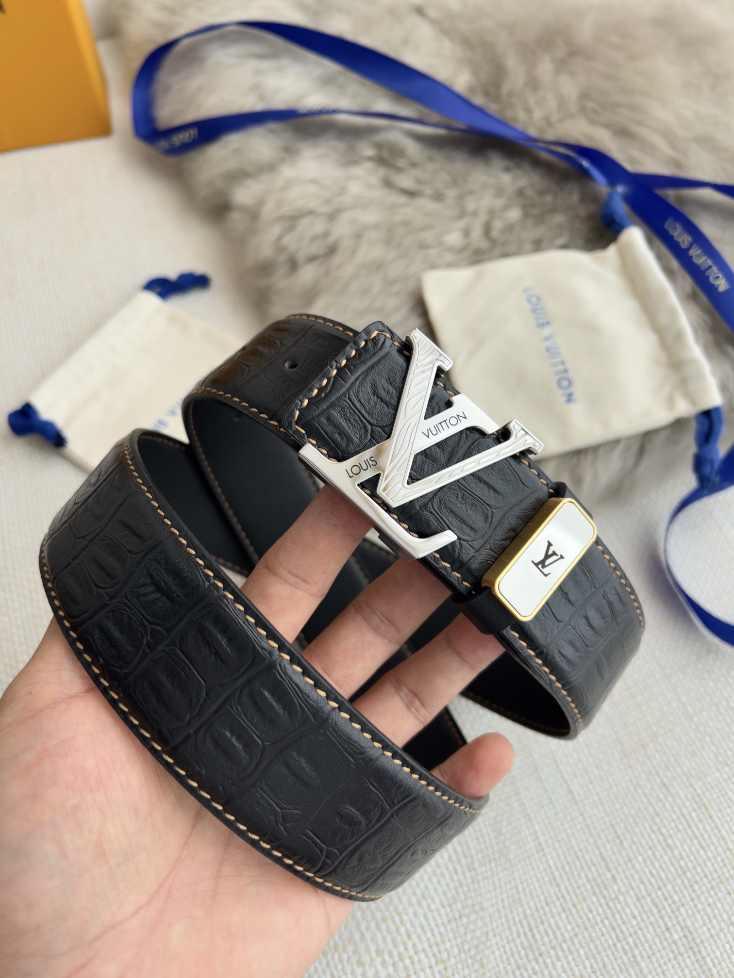 【2026】LV【LOUIS VUITTON】(ルイヴィトン) 3.8cmベルト メンズ  24706-BRAND OFF