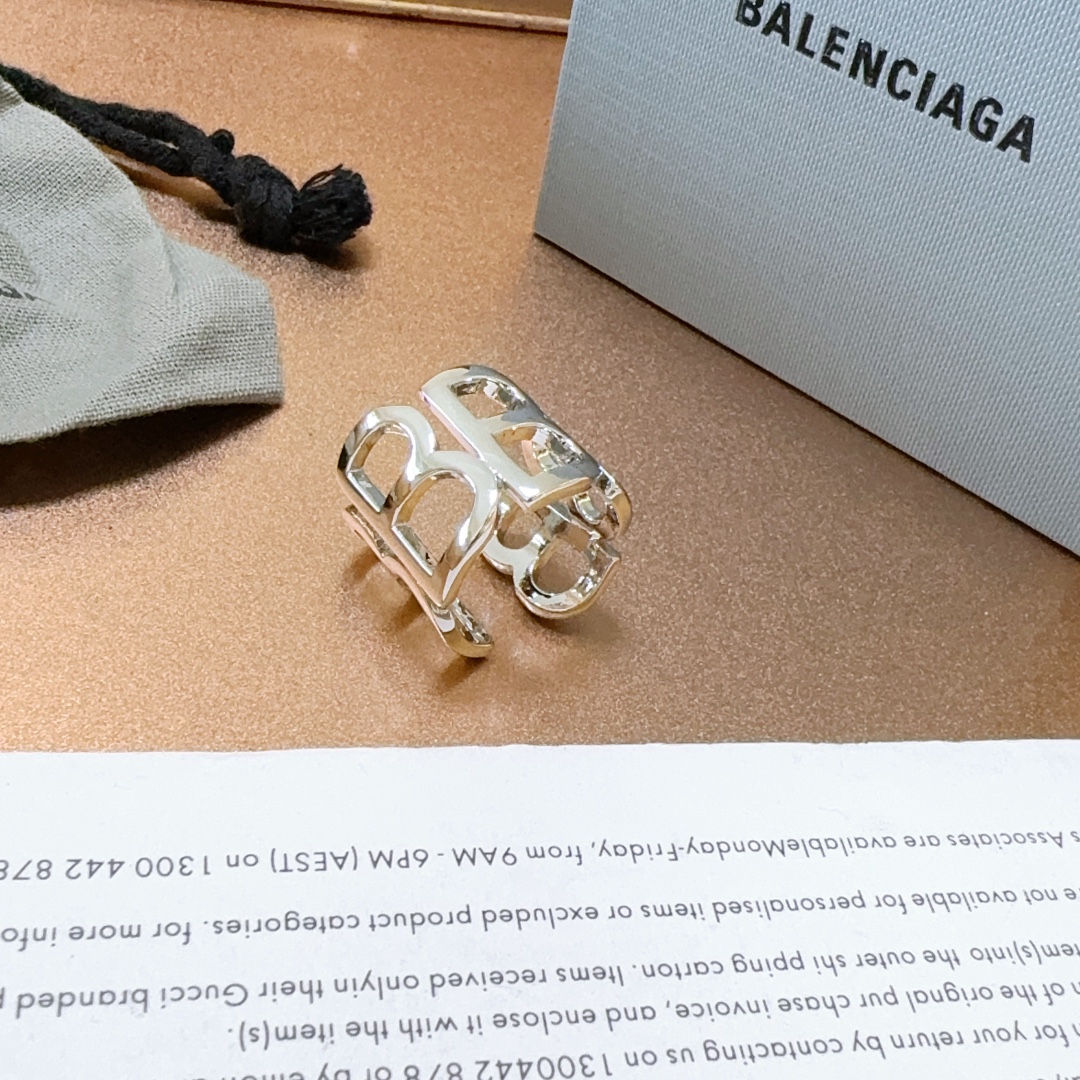 【BALENCIAGA】バレンシアガ  指輪-BRAND OFF