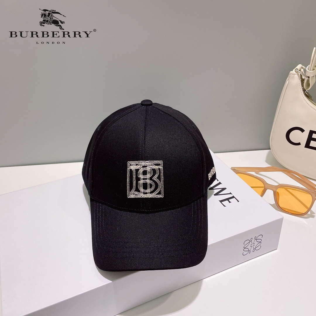 【2026】【BURBERRY  バーバリー】【数量限定】 野球帽 / ハット 241011-BRAND OFF