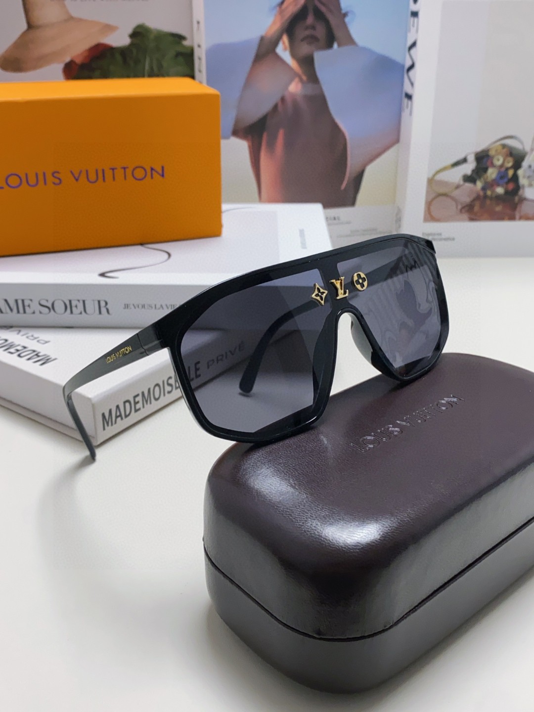 LV LOUIS VUITTON (  ルイヴィトン ) サングラス 241012-BRAND OFF