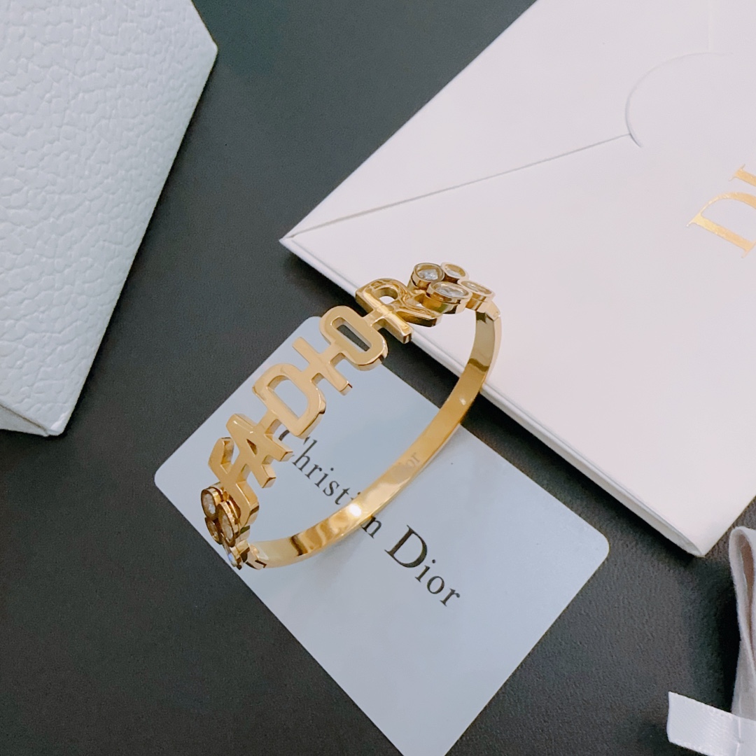 【DIOR】ブレスレット、ファッションシンプルなスタイル   241015-BRAND OFF