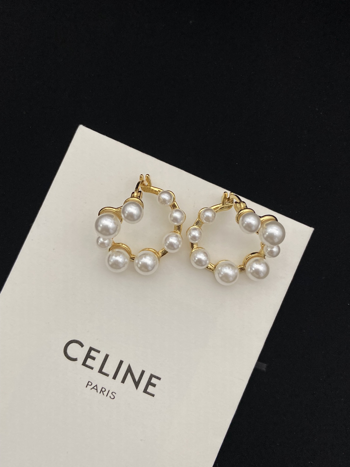 【CELINE】 セリーヌ   ファッションスタイルのイヤリング-BRAND OFF
