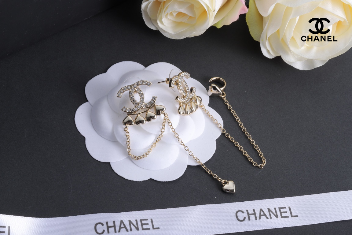 【CHANEL 】 シャネル   ファッションスタイルのイヤリング-BRAND OFF