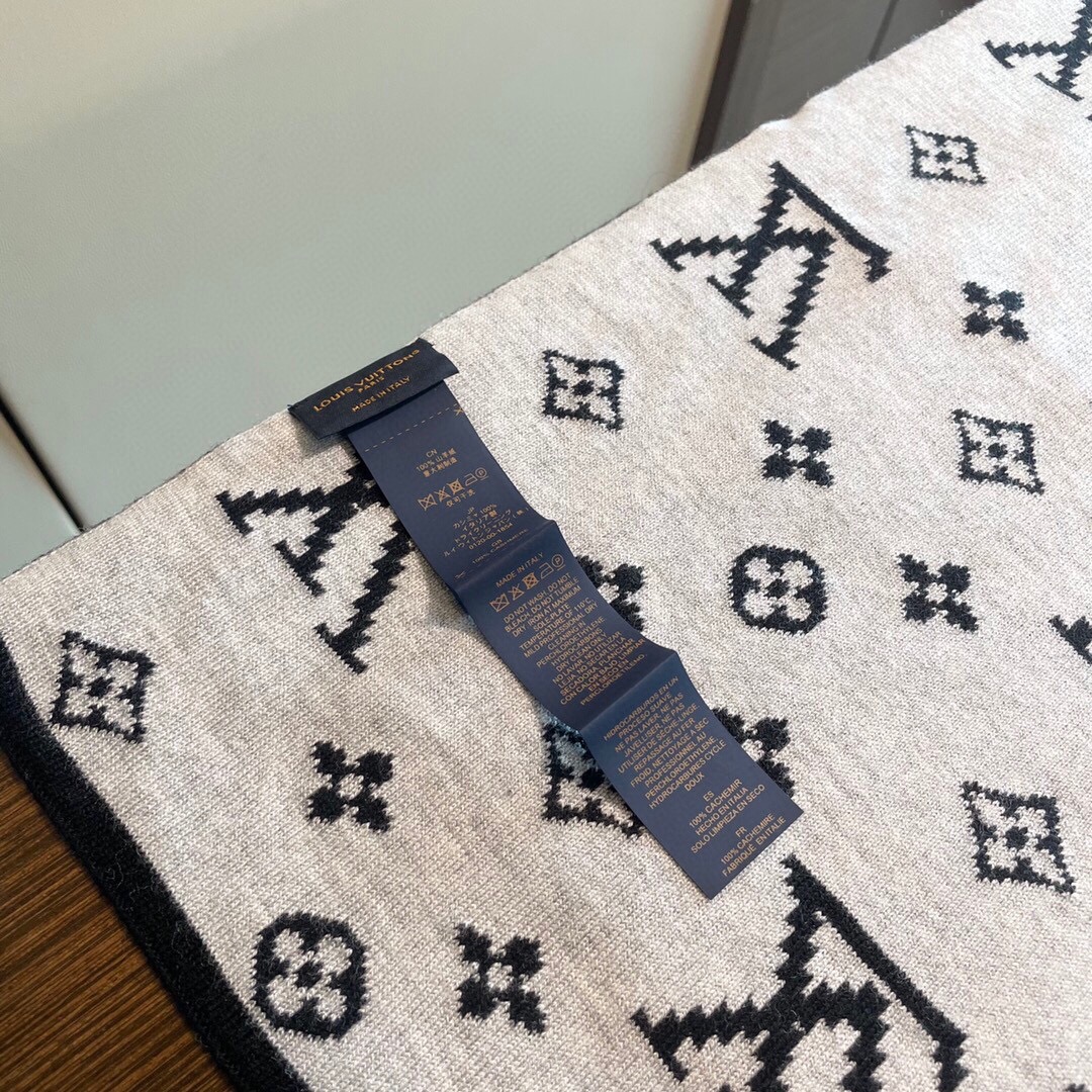 【LV LOUIS VUITTON ルイ·ヴィトン】 スカーフ 30*180cm  241107-BRAND OFF