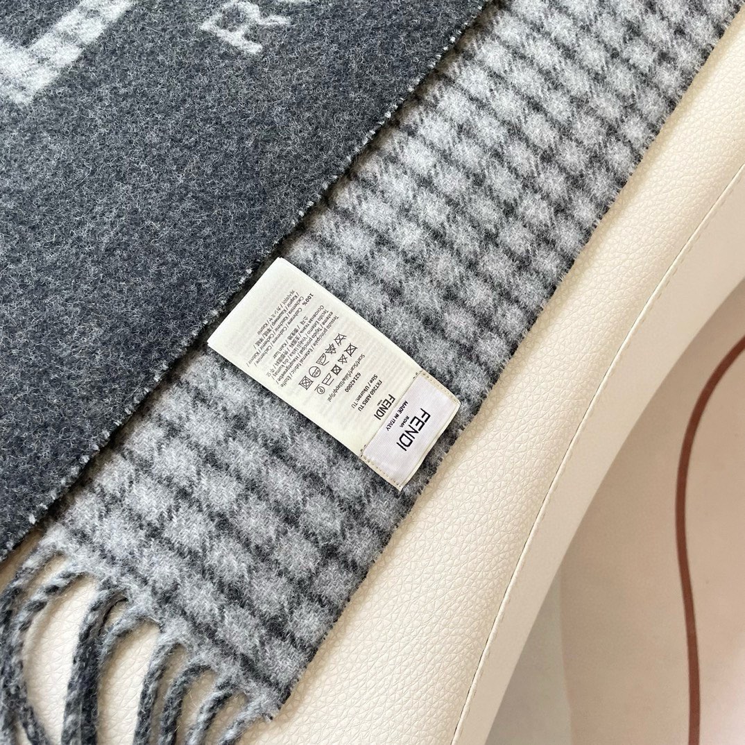 【FENDI  フェンディ】スカーフ30*180CM   241109-BRAND OFF