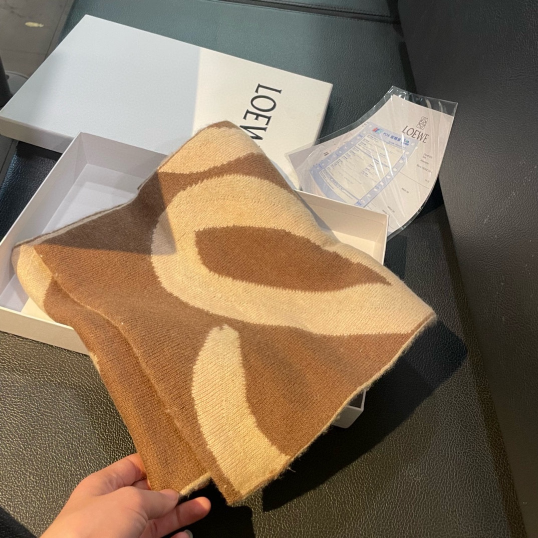 【LOEWE ロエベ】スカーフ 180*30CM   241109-BRAND OFF