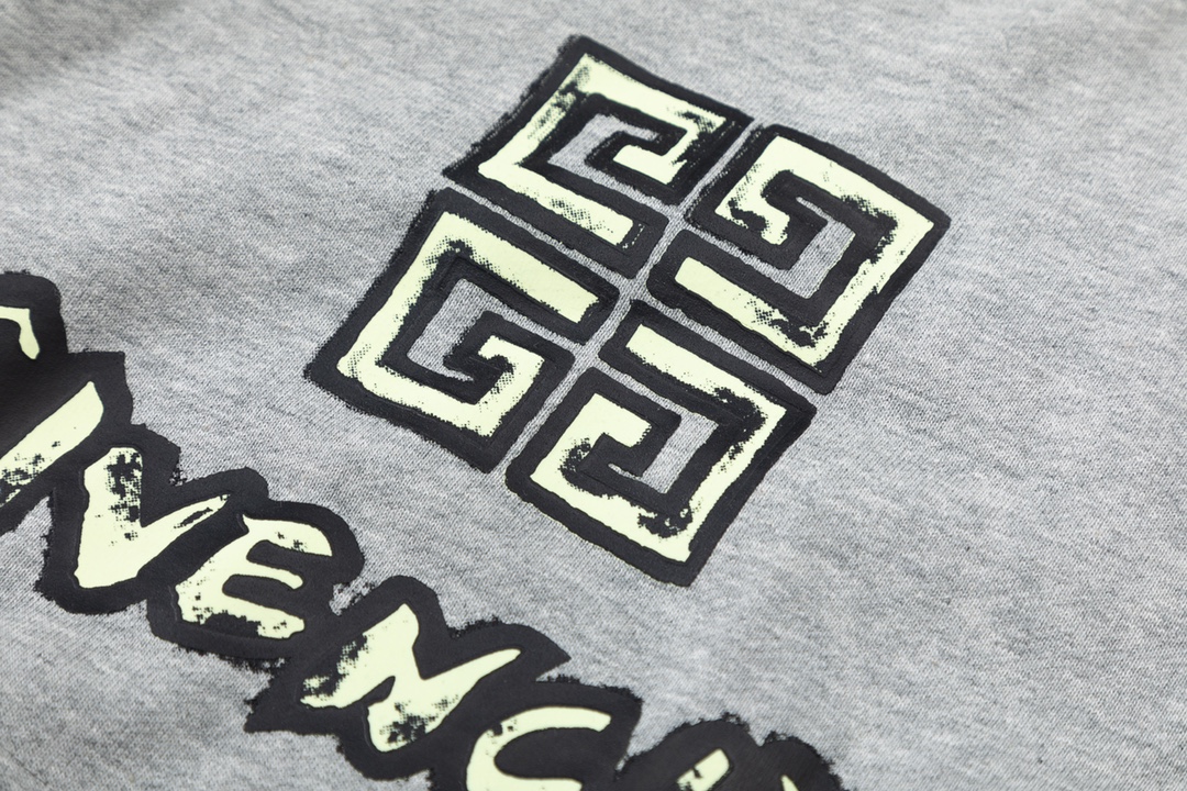 【GIVENCHY 公式旗艦店】ジバンシー   ショートパンツご好評に付き再入荷！-BRAND OFF