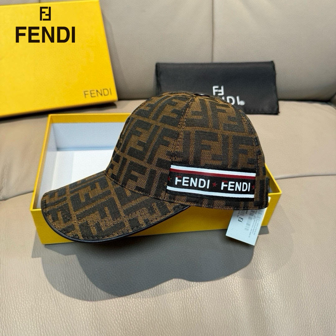 【2026】【FENDI  フェンディ】【数量限定】 野球帽 / ハット   241125-BRAND OFF