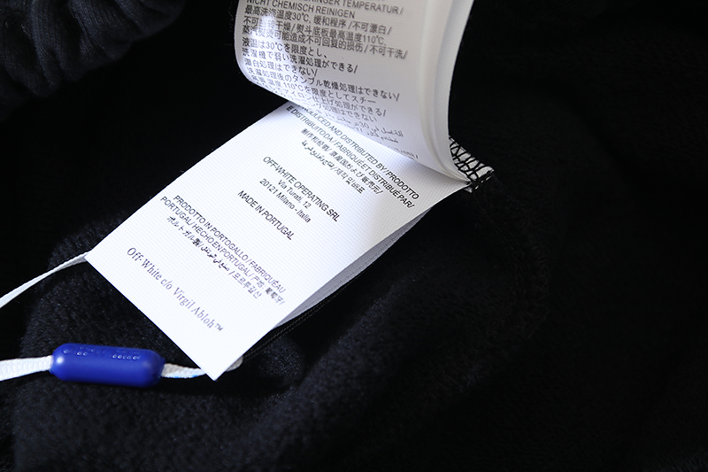 【OFF-WHITE 公式旗艦店】オフホワイト   ショートパンツ  ご好評に付き再入荷！24629-BRAND OFF
