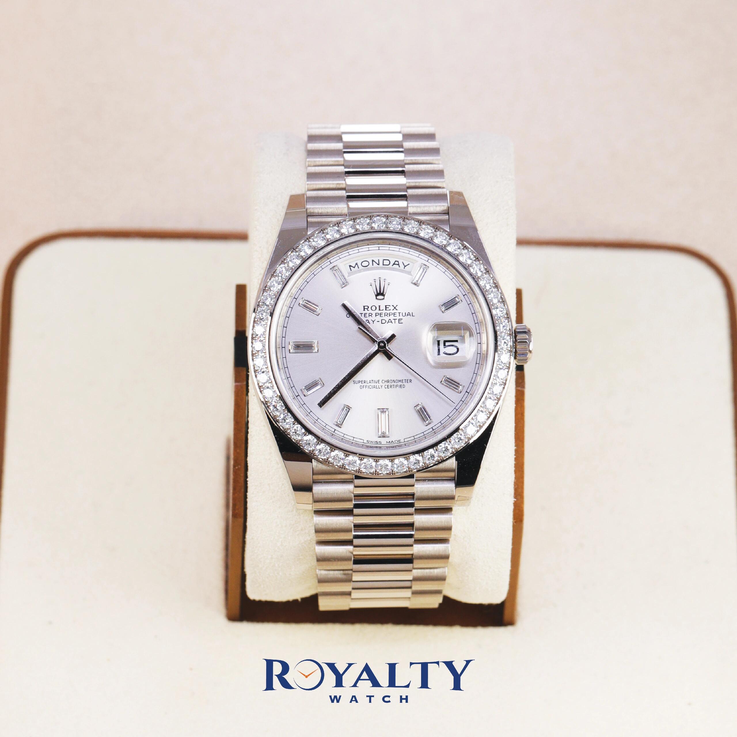 Day-Date（デイデイト） 40 | オイスター、40 mm、ホワイトゴールド、ダイヤモンド  リファレンス 228349RBR-0001