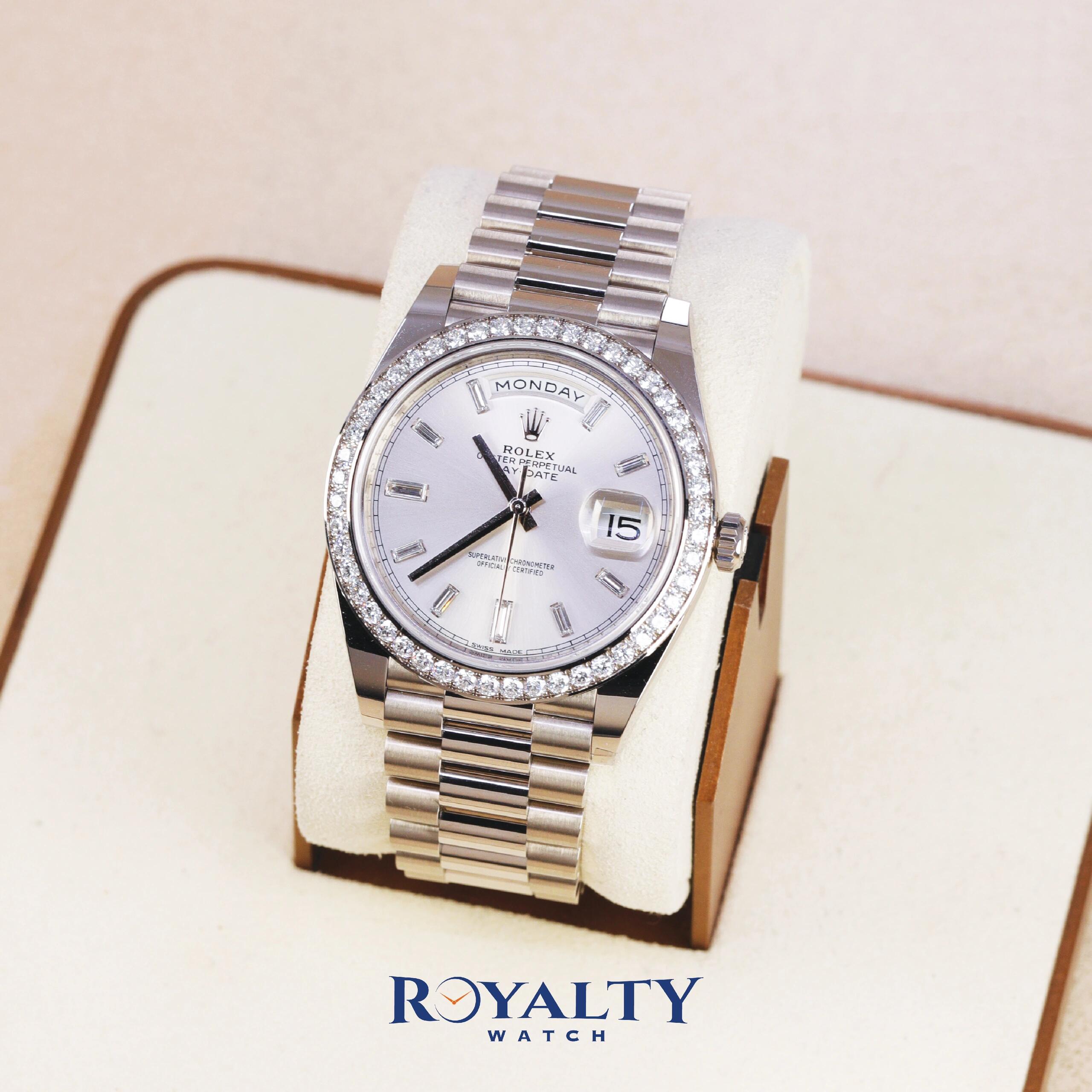 Day-Date（デイデイト） 40 | オイスター、40 mm、ホワイトゴールド、ダイヤモンド  リファレンス 228349RBR-0001