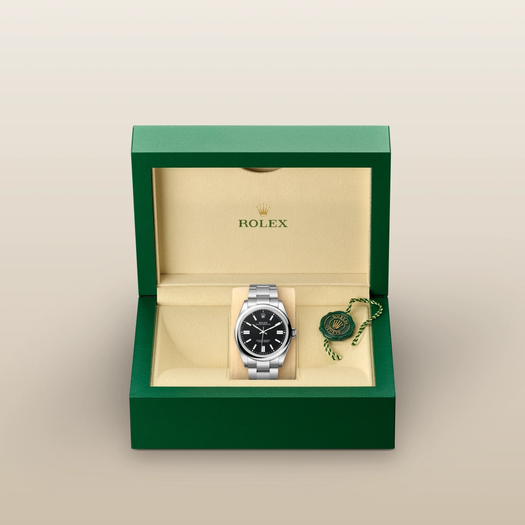 Rolex オイスター パーペチュアル 41  オイスター、41 mm、オイスタースチール