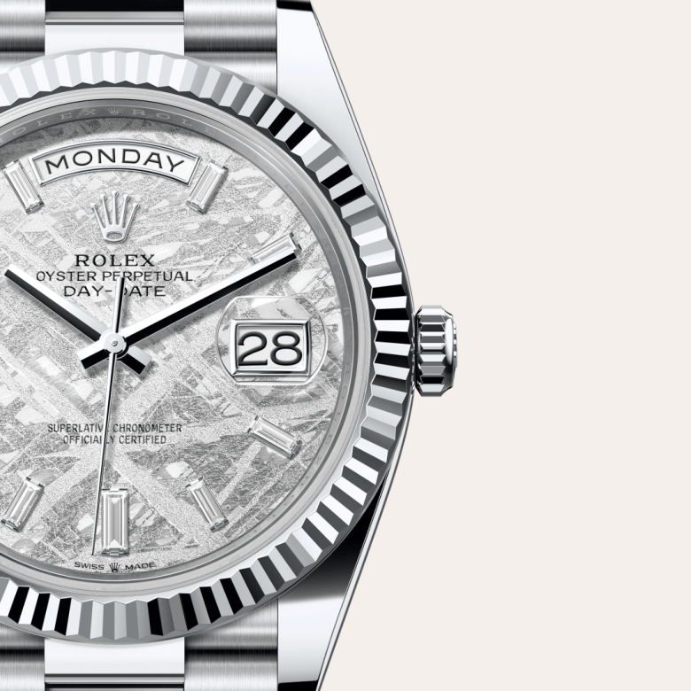 デイデイト 40 | オイスター、40 mm、プラチナ  リファレンス 228236-0011